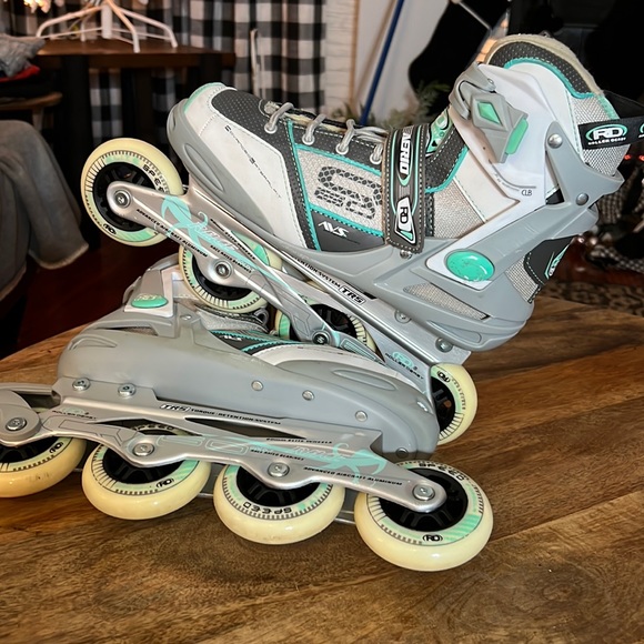 ROLLER DERBY Other Roller Derby Q6 Graywhtteal Roller Blades Poshmark